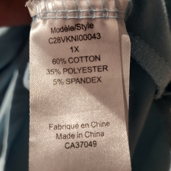 Claire France Canadian Brand 🇨🇦Charming Light Blue Cat Embroidered Top - Picture 4 of 5